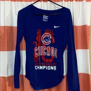 Size medium Chicago Cubs Nike long sleeve shirt.